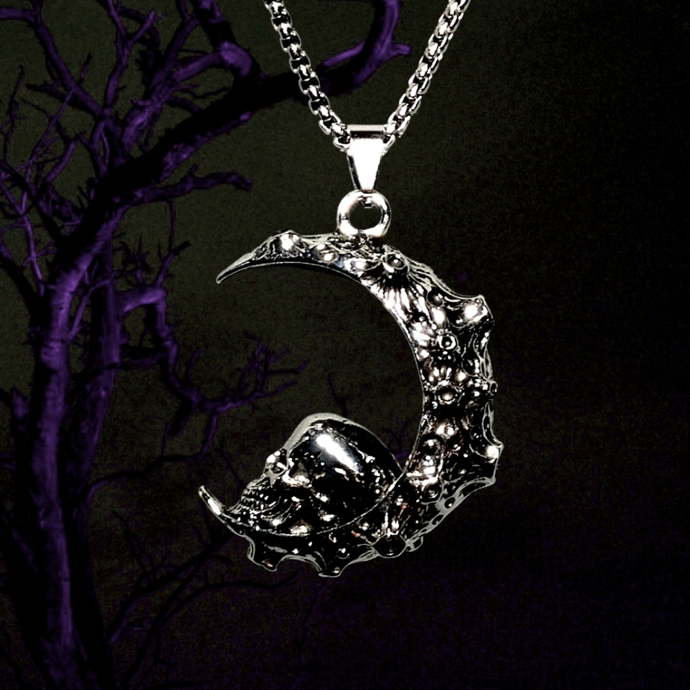 NEW Stainless Steel Silver Skull Crater Crescent Moon Pendant Necklace